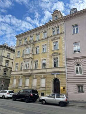 Stilvolle Souterrain Stadtfläche in Bestlage von Augsburg, 86150 Augsburg, Wohnung