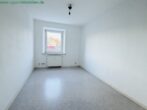 Zimmer 1 - Ideal geschnittene 3,5 ZKB Erdgeschosswohnung im beliebten Augsburger Stadtteil – Göggingen